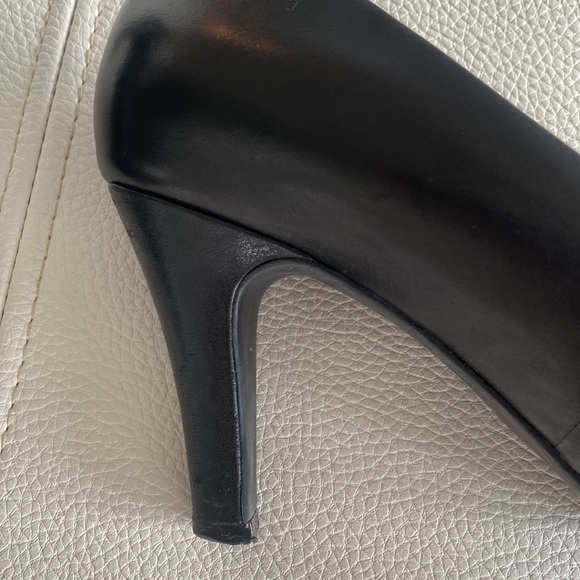 Clarks platform pump - Picture 2 of 5